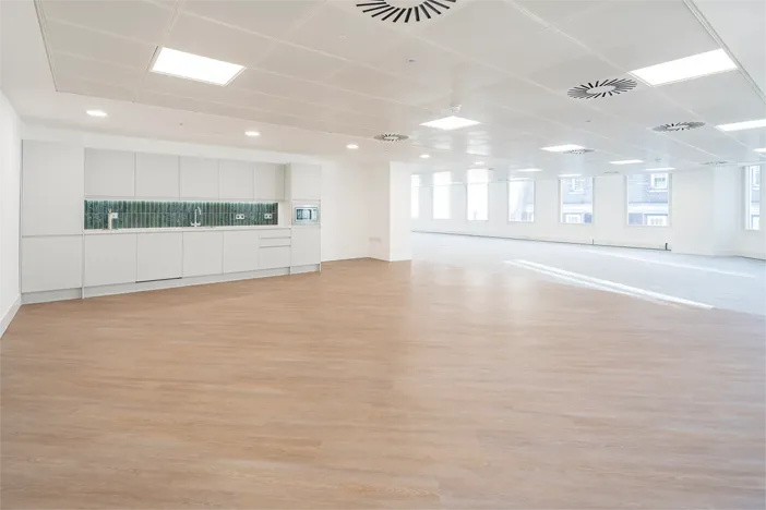 5th Floor (North) Kitchenette